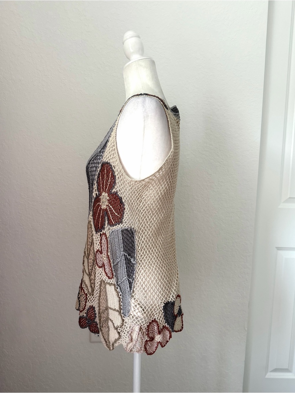 New Anthropologie Angel of the North Floral Crochet Top Size S - Picture 3 of 7